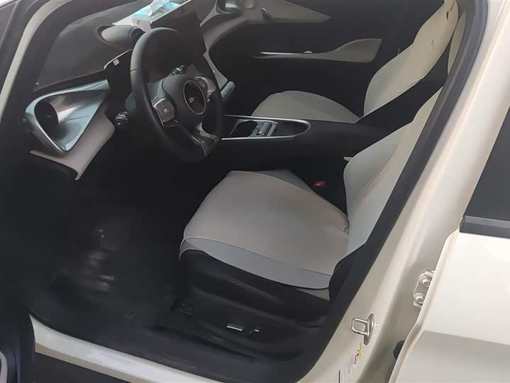 Фото 8 - BYD Dolphin