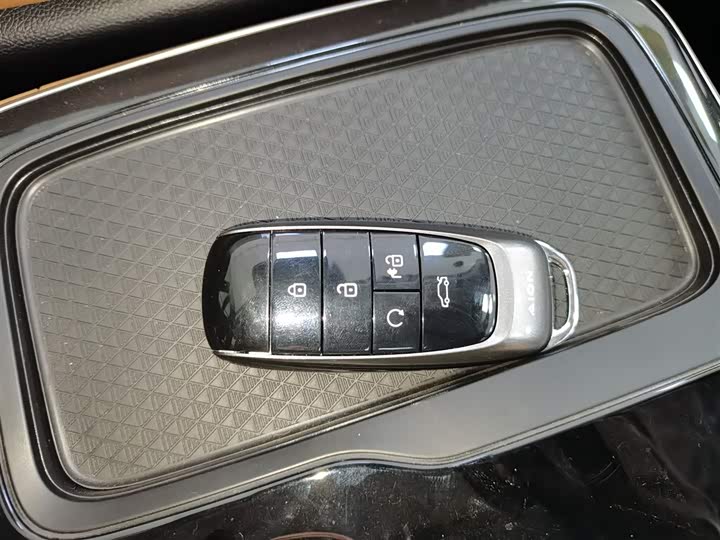 Фото 9 - GAC Aion S Plus