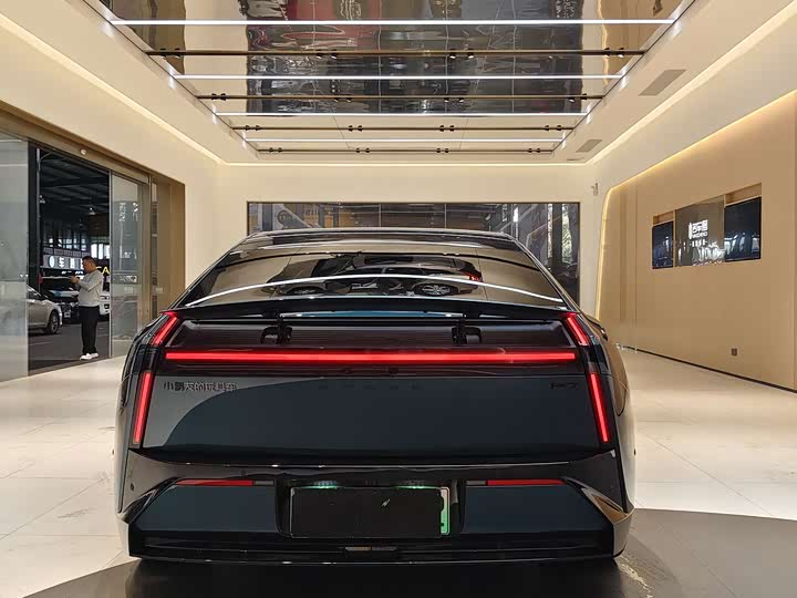 Фото 6 - XPeng P7