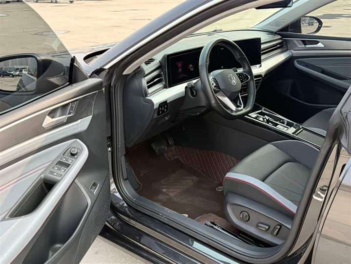 Фото 3 - Volkswagen Lamando L