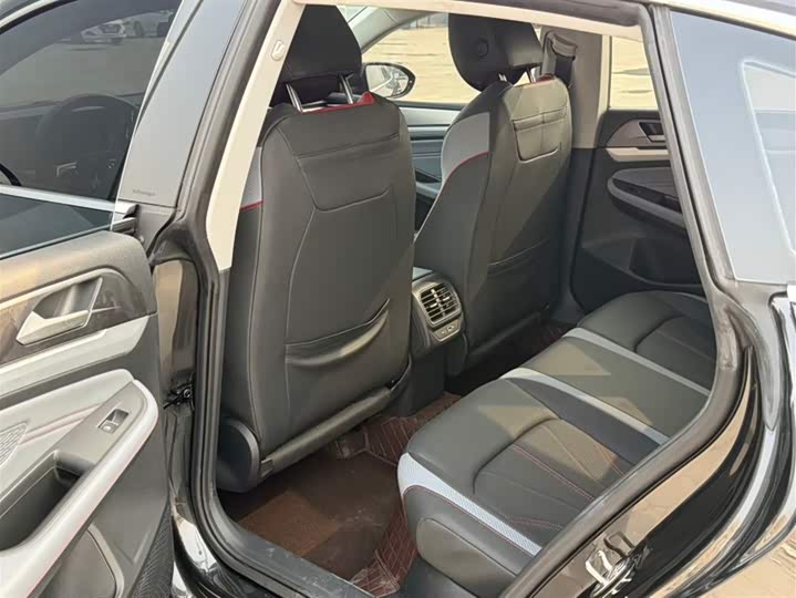 Фото 4 - Volkswagen Lamando L