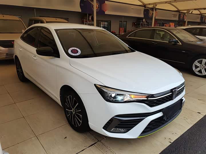 Фото 4 - Roewe i5