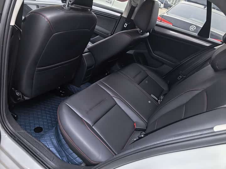 Фото 4 - Volkswagen Bora