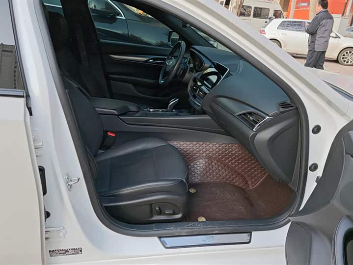 Фото 8 - Cadillac CT5