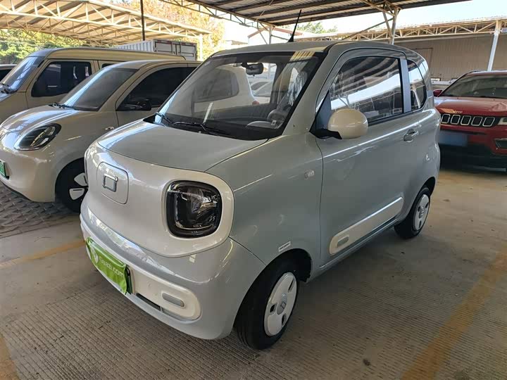 Фото 2 - Bestune Pony