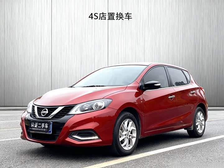 Фото 1 - Nissan Tiida