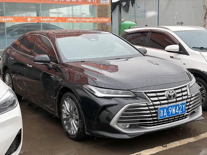 Фото 3 - Toyota Avalon