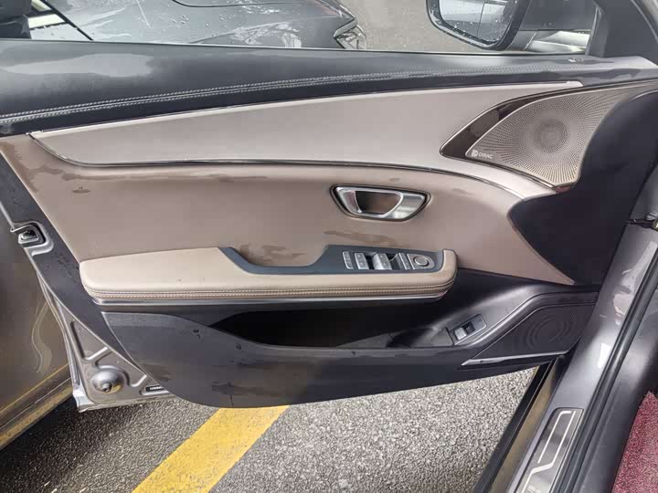 Фото 5 - BYD Han