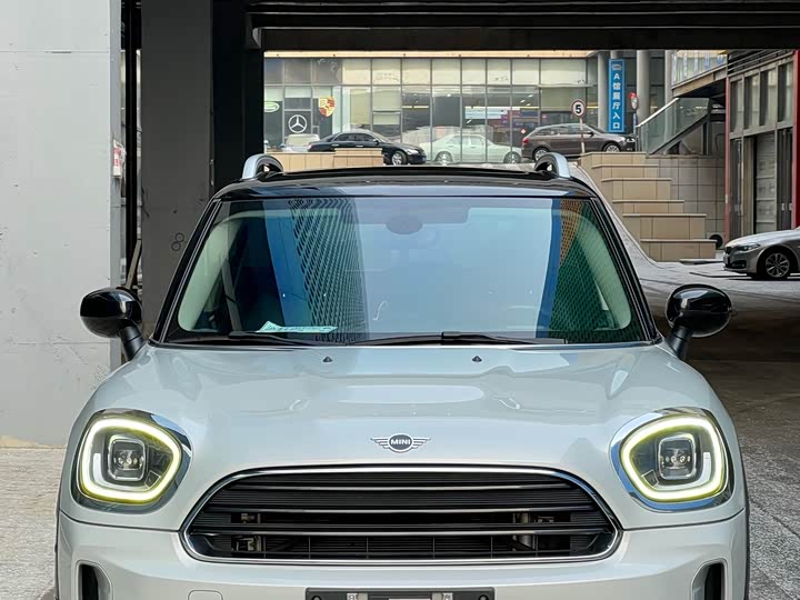 Фото 2 - Mini Countryman
