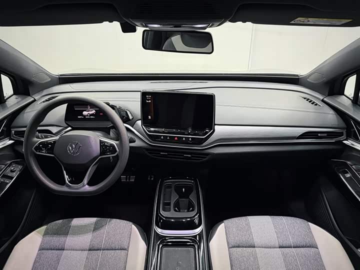 Фото 9 - Volkswagen ID.4 Crozz