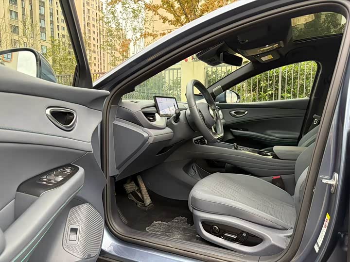 Фото 6 - BYD Seal 06 GT