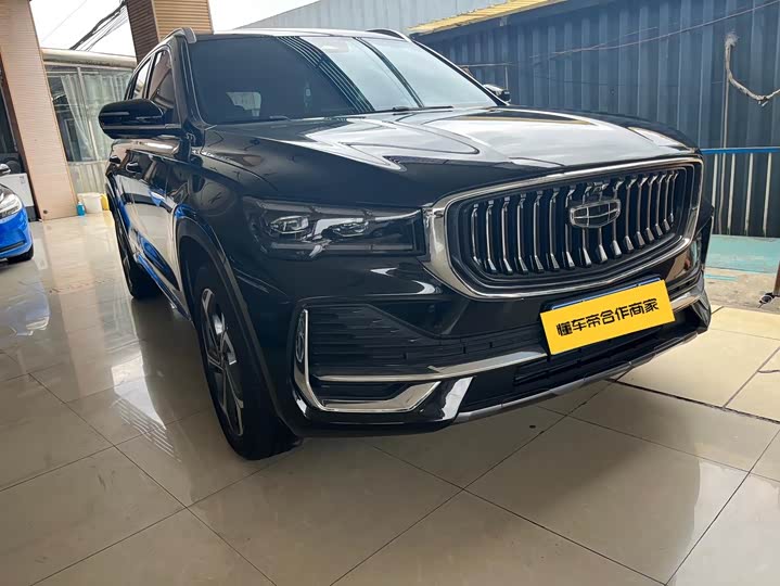 Фото 2 - Geely Monjaro