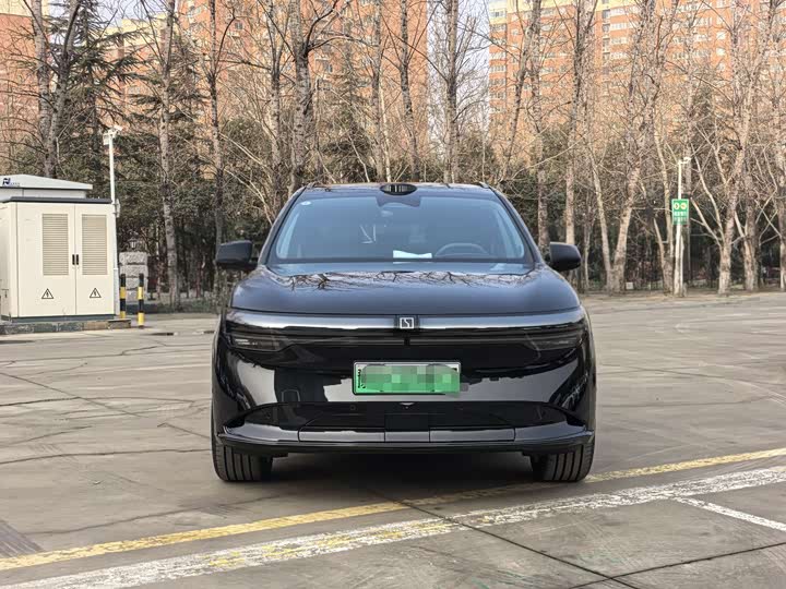 Фото 2 - Zeekr 7X