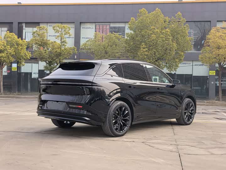 Фото 6 - Zeekr 7X