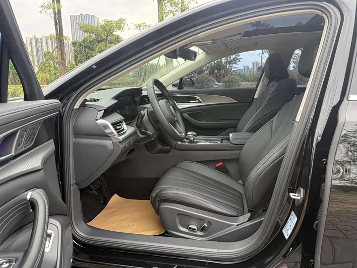 Фото 4 - Hongqi H5