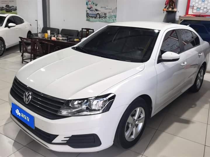 Фото 1 - Volkswagen Lavida