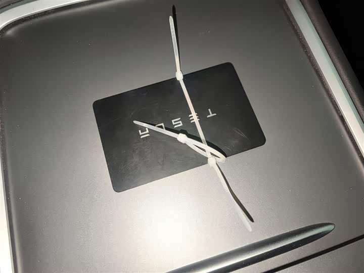 Фото 9 - Tesla Model Y