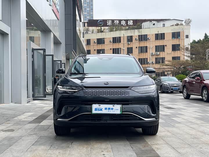 Фото 2 - Leapmotor C11