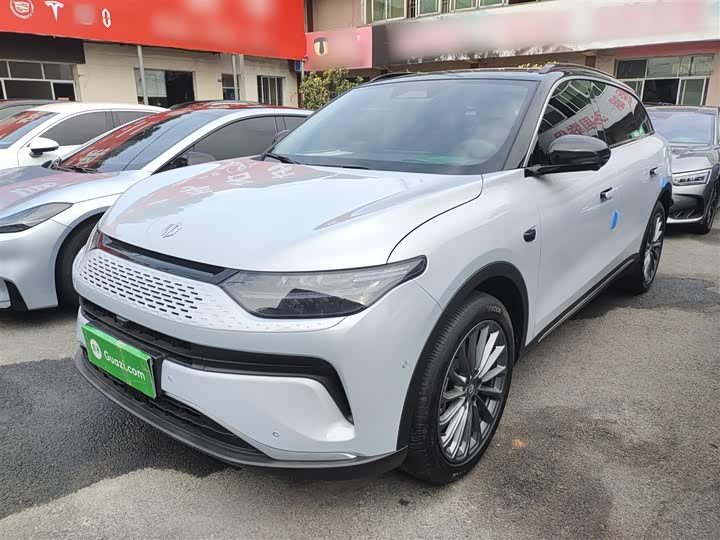 Фото 2 - Leapmotor C11