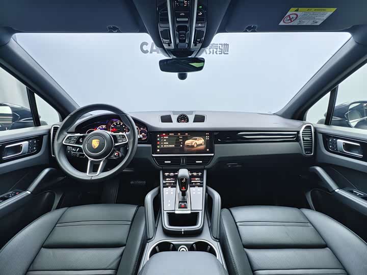 Фото 7 - Porsche Cayenne