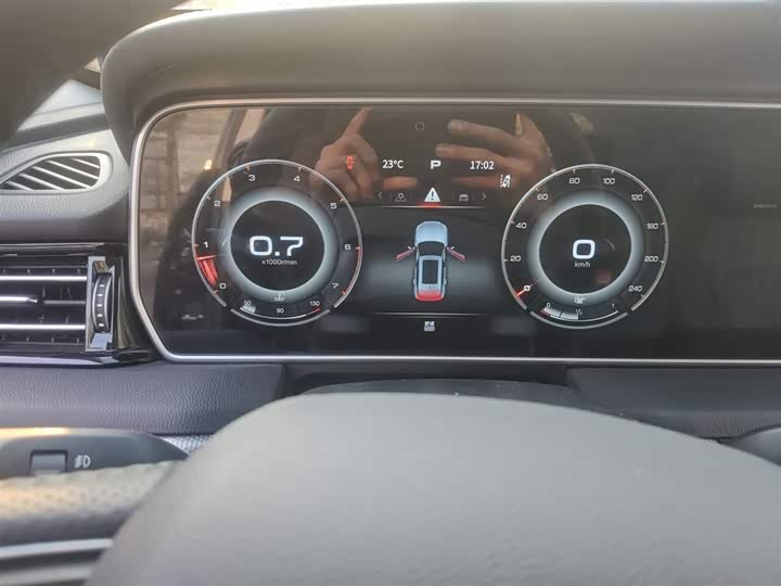 Фото 4 - Hongqi HS5