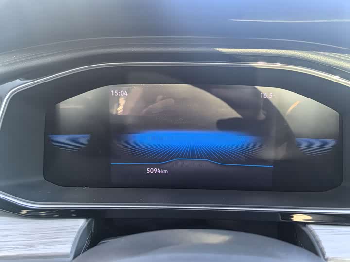 Фото 9 - Volkswagen Sagitar L