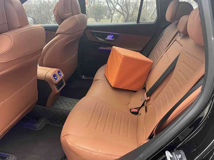 Фото 7 - Mercedes-Benz GLC-Class