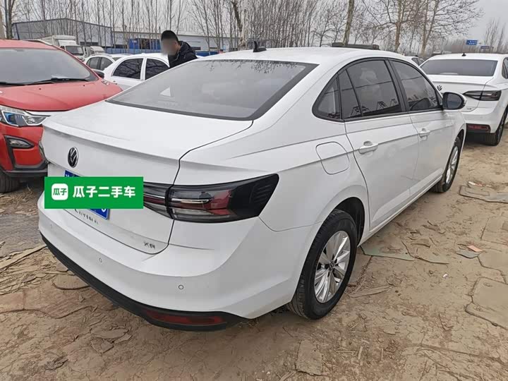 Фото 7 - Volkswagen Lavida