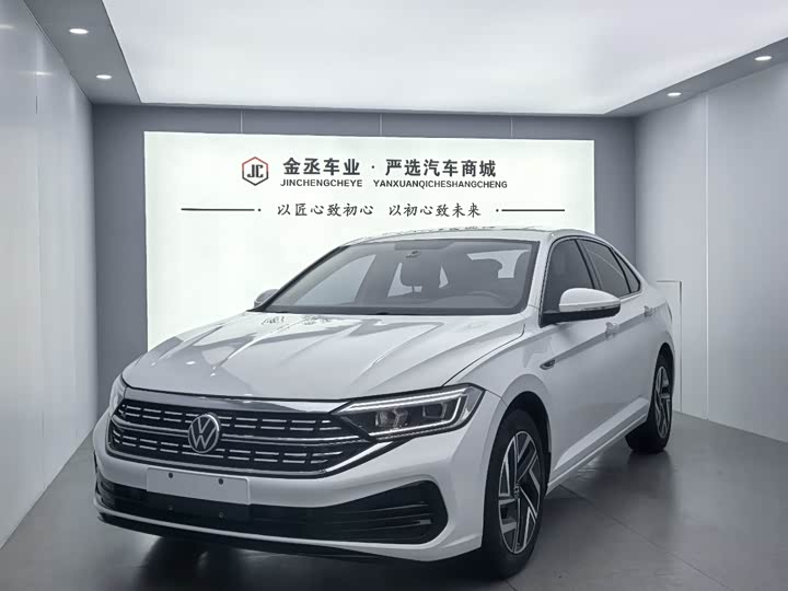 Фото 1 - Volkswagen Sagitar L