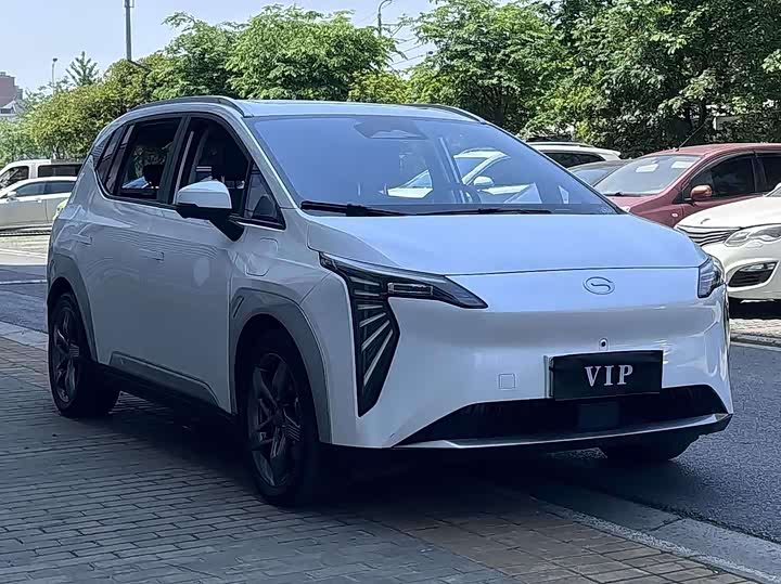 Фото 3 - GAC Aion Y