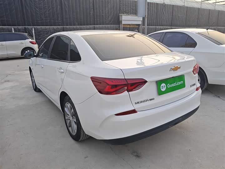 Фото 5 - Chevrolet Monza