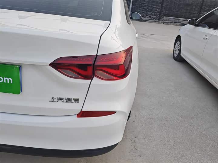 Фото 8 - Chevrolet Monza