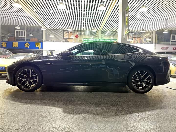 Фото 5 - XPeng P7