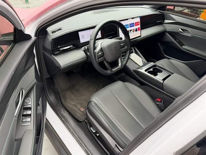 Фото 4 - BYD Qin L