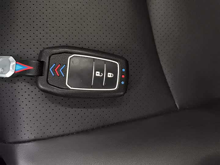 Фото 9 - Toyota Corolla Cross