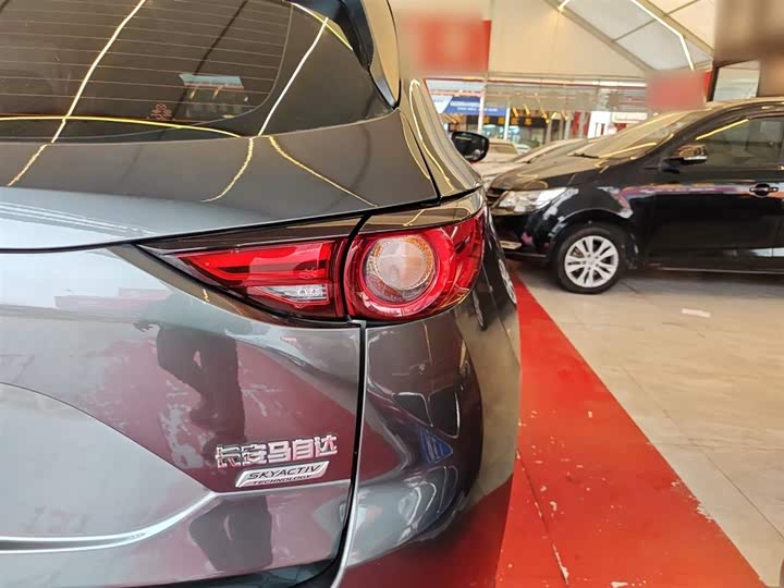 Фото 8 - Mazda CX-5