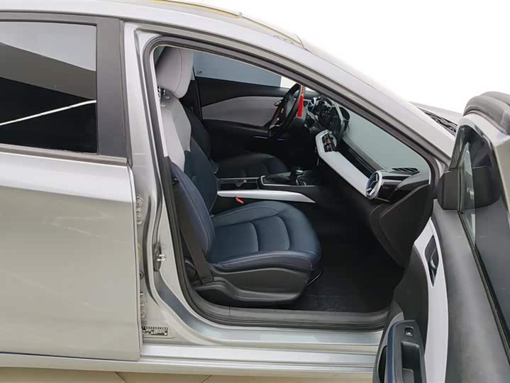 Фото 8 - Chevrolet Monza