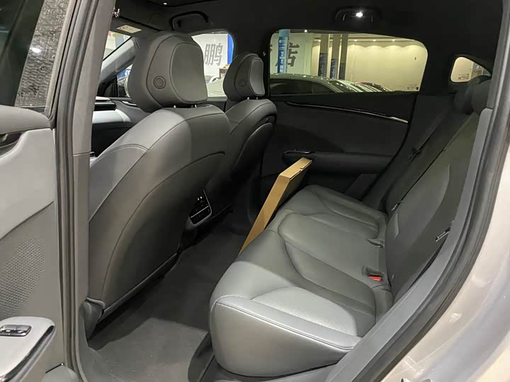 Фото 8 - XPeng G7