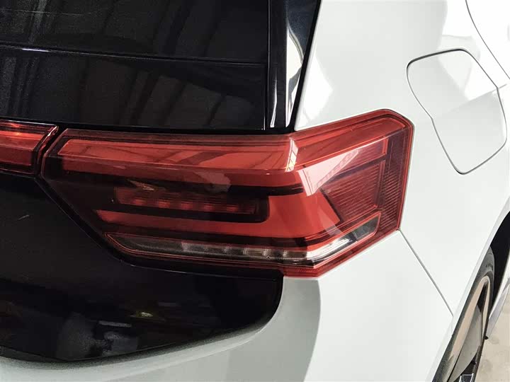 Фото 8 - Volkswagen ID.3