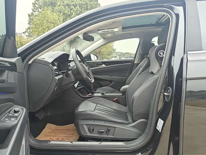 Фото 6 - Volkswagen Passat