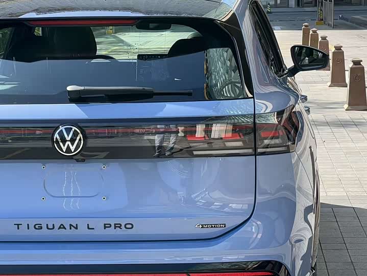 Фото 6 - Volkswagen Tiguan L Pro