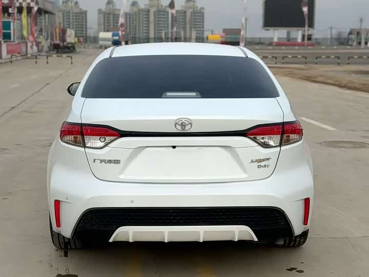 Фото 5 - Toyota Levin