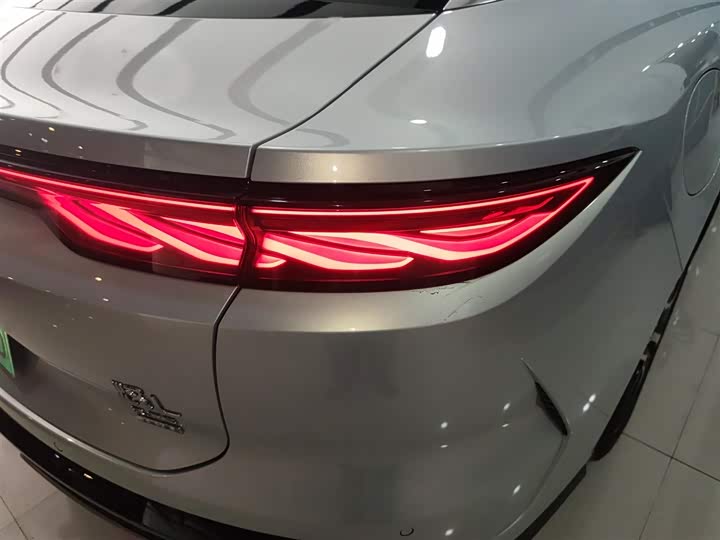 Фото 8 - BYD Han L