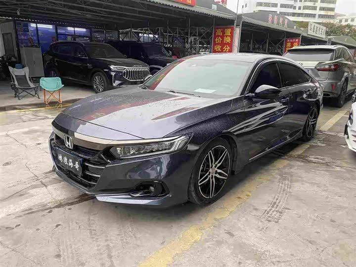 Фото 1 - Honda Accord