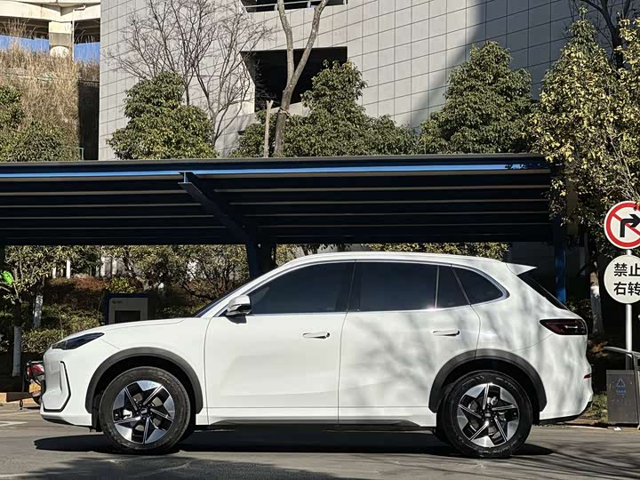 Фото 6 - Geely Galaxy E5