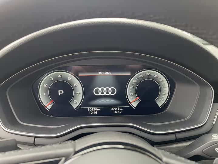 Фото 9 - Audi A4L