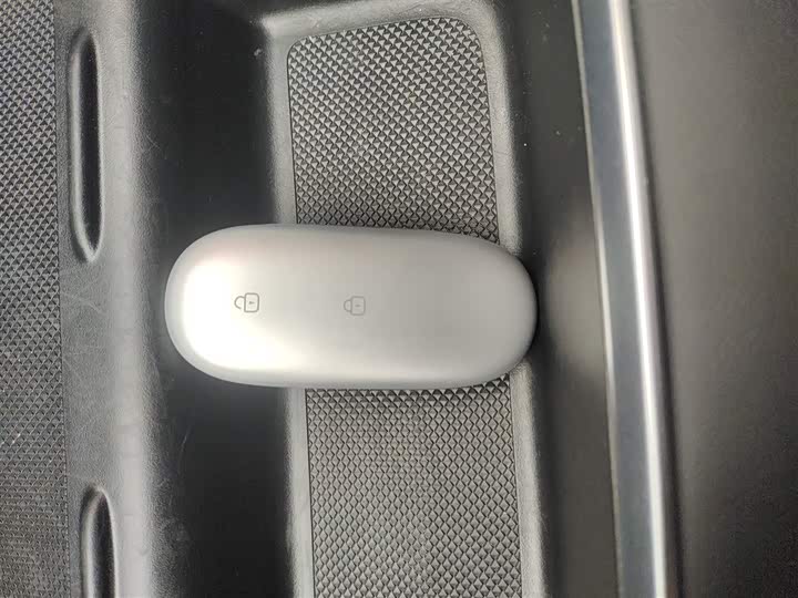 Фото 9 - LiXiang L8