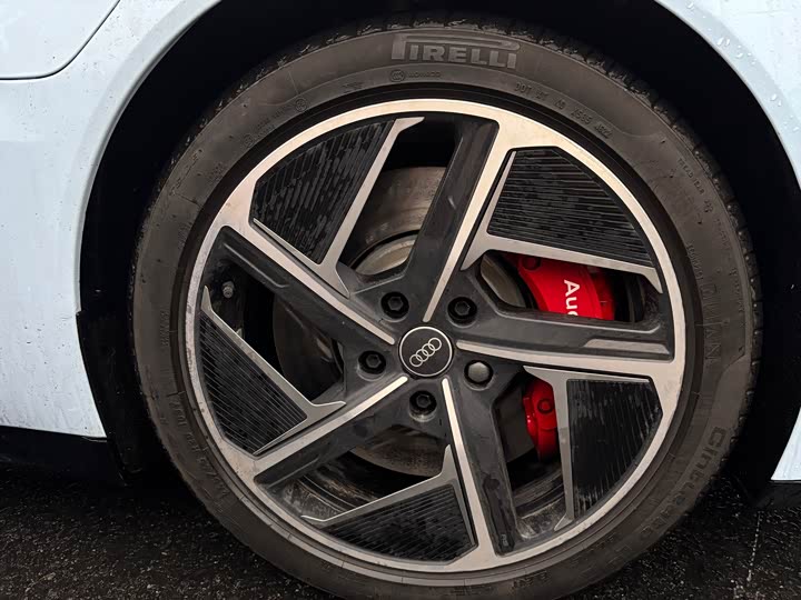 Фото 8 - Audi RS e-tron GT