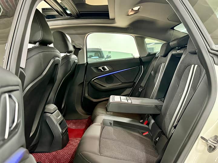 Фото 6 - BMW 2 Series