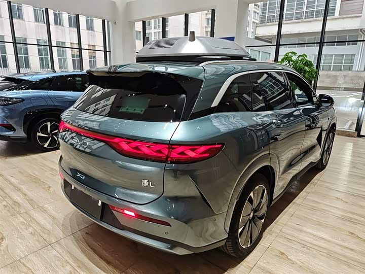 Фото 7 - BYD Tang L